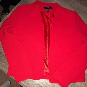 Red 3/4 sleeve blazer